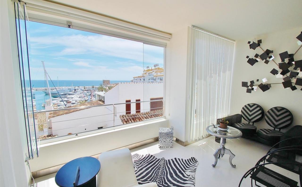Apartemen Atico Puerto Banus, Marbella